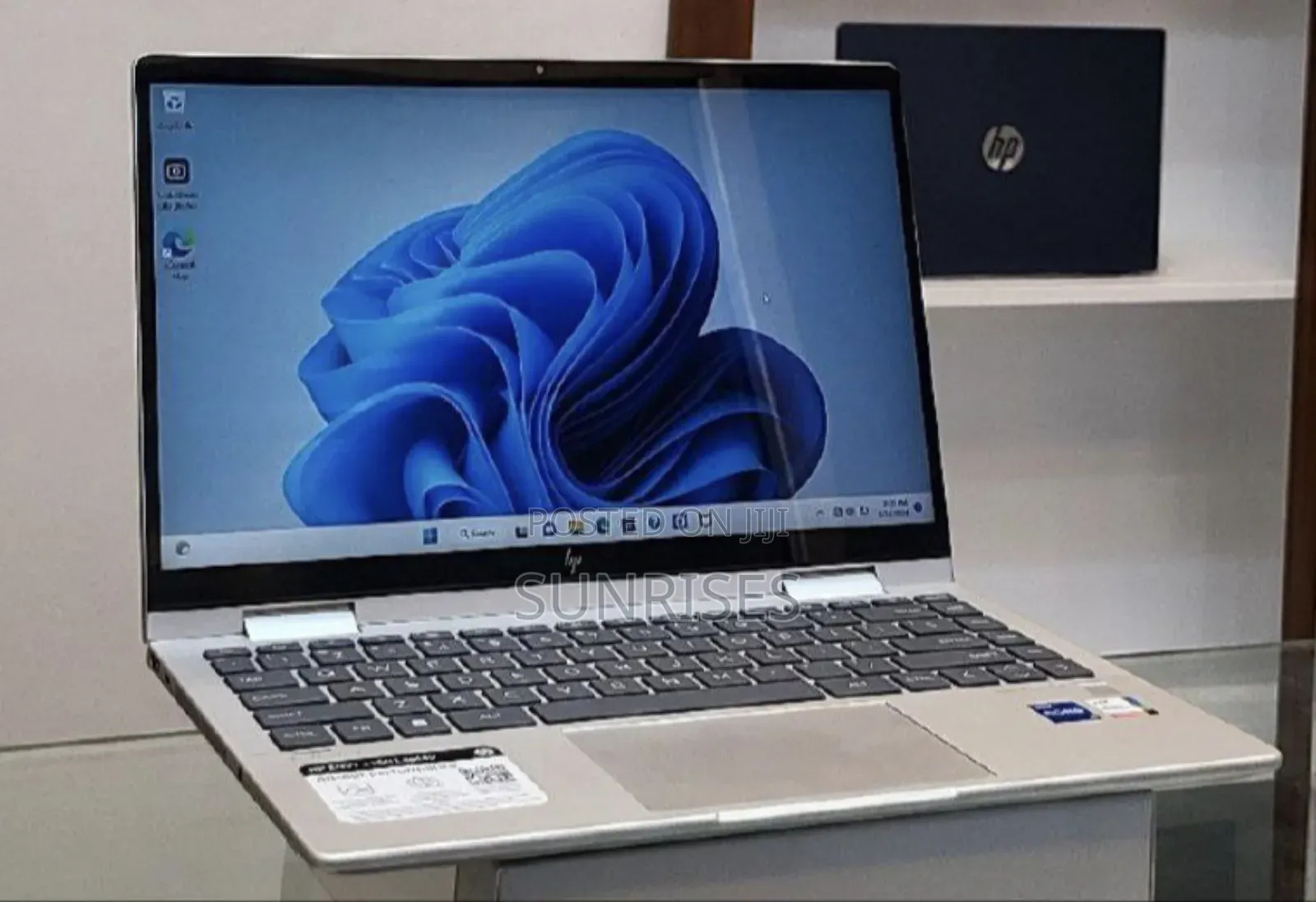 New Laptop HP Envy X360 8GB Intel Core I5 SSD 512GB