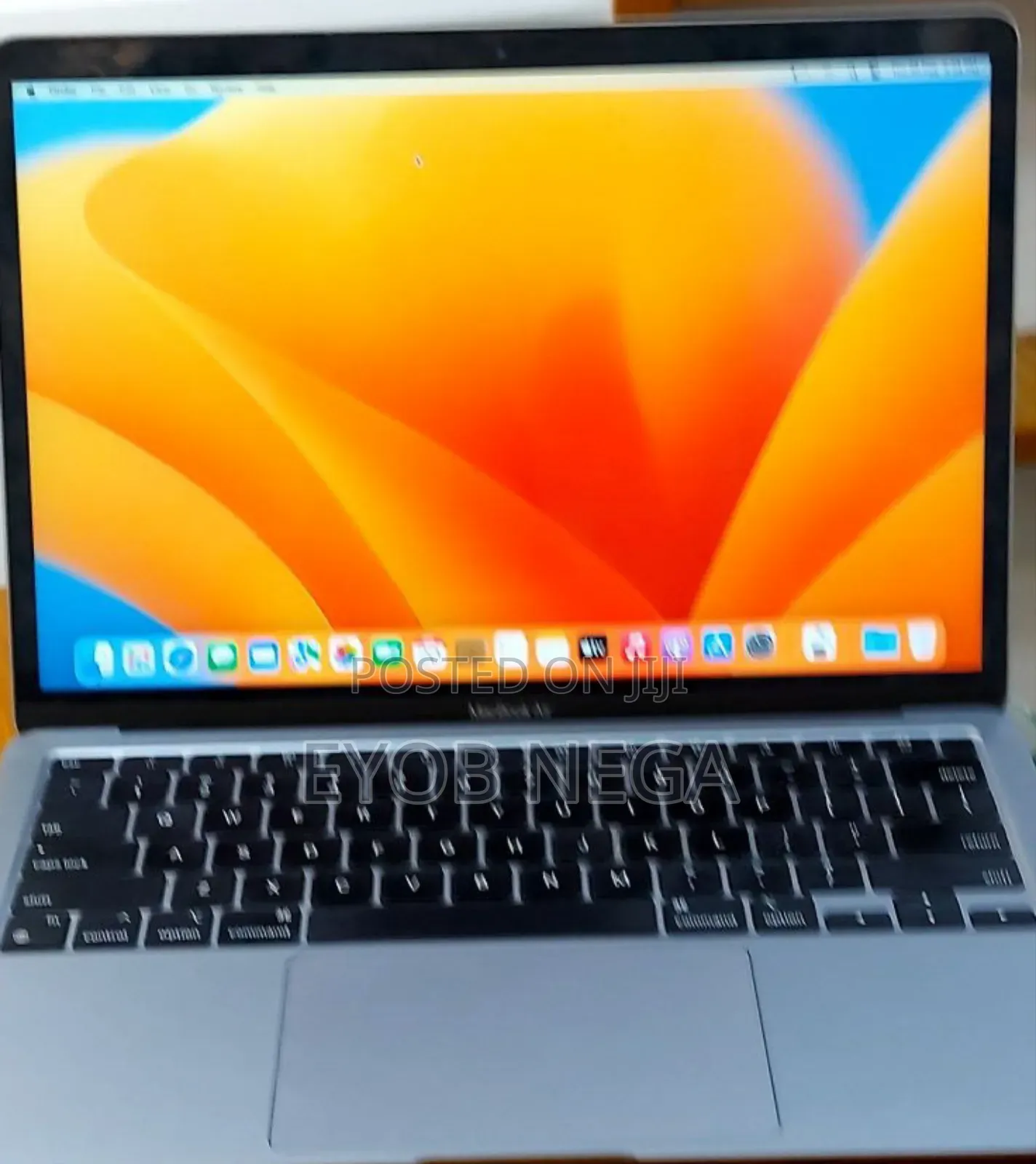 New Laptop Apple MacBook Air 2020 M1 8GB Apple M1 SSD 256GB