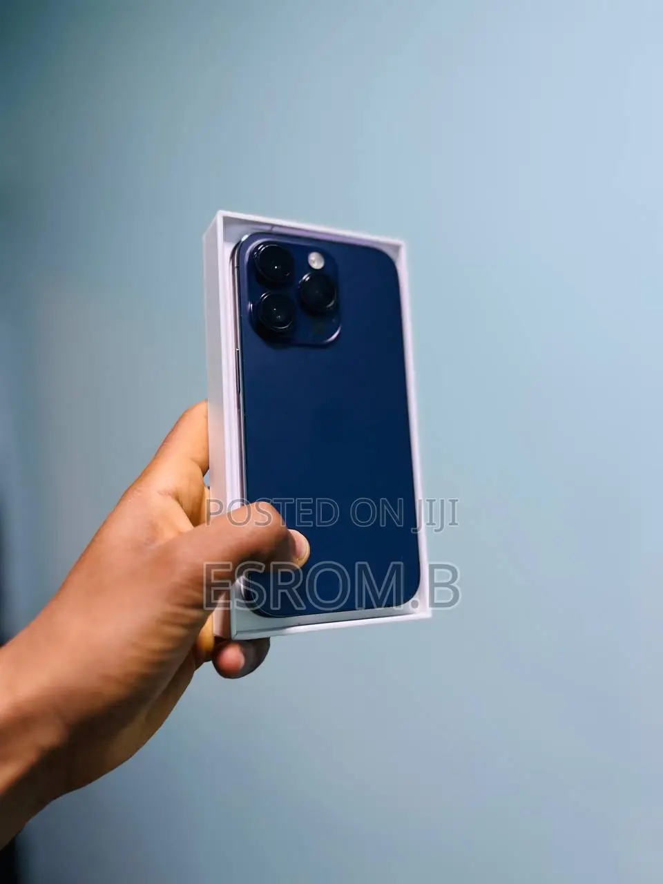 New Apple iPhone 15 Pro Max 1 TB Black