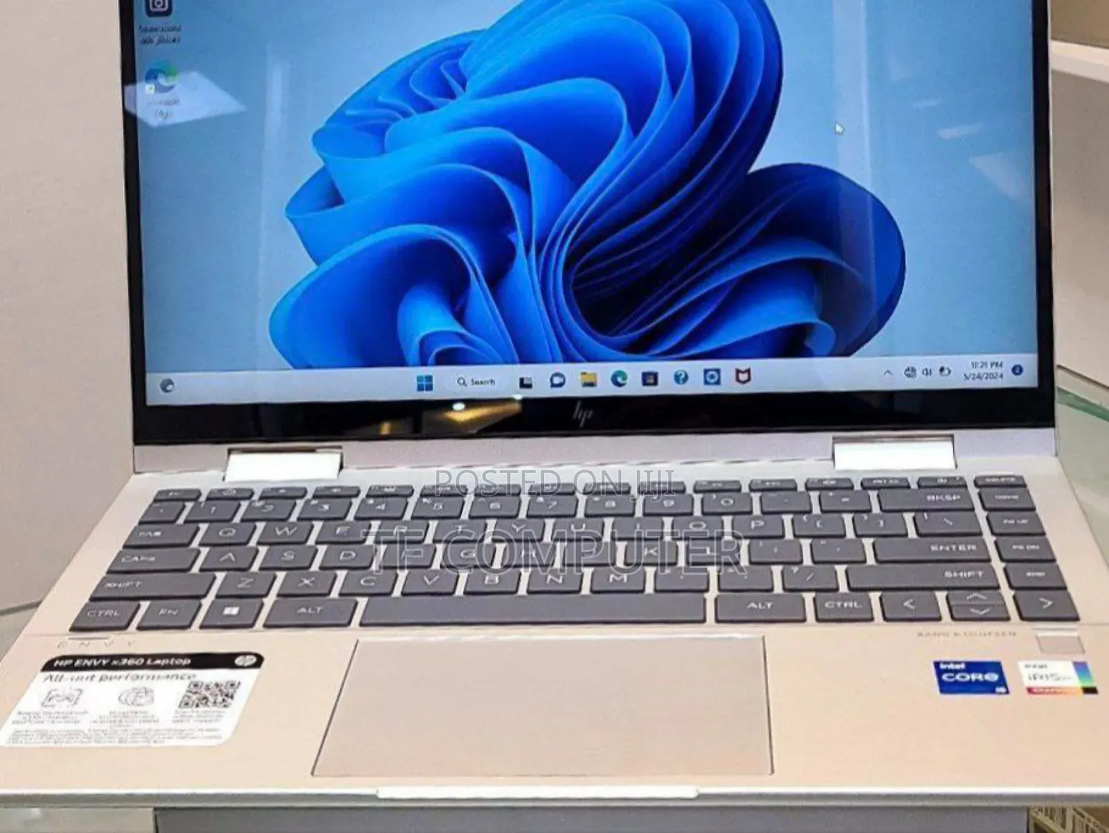 New Laptop HP Envy X360 8GB Intel Core I5 SSD 512GB