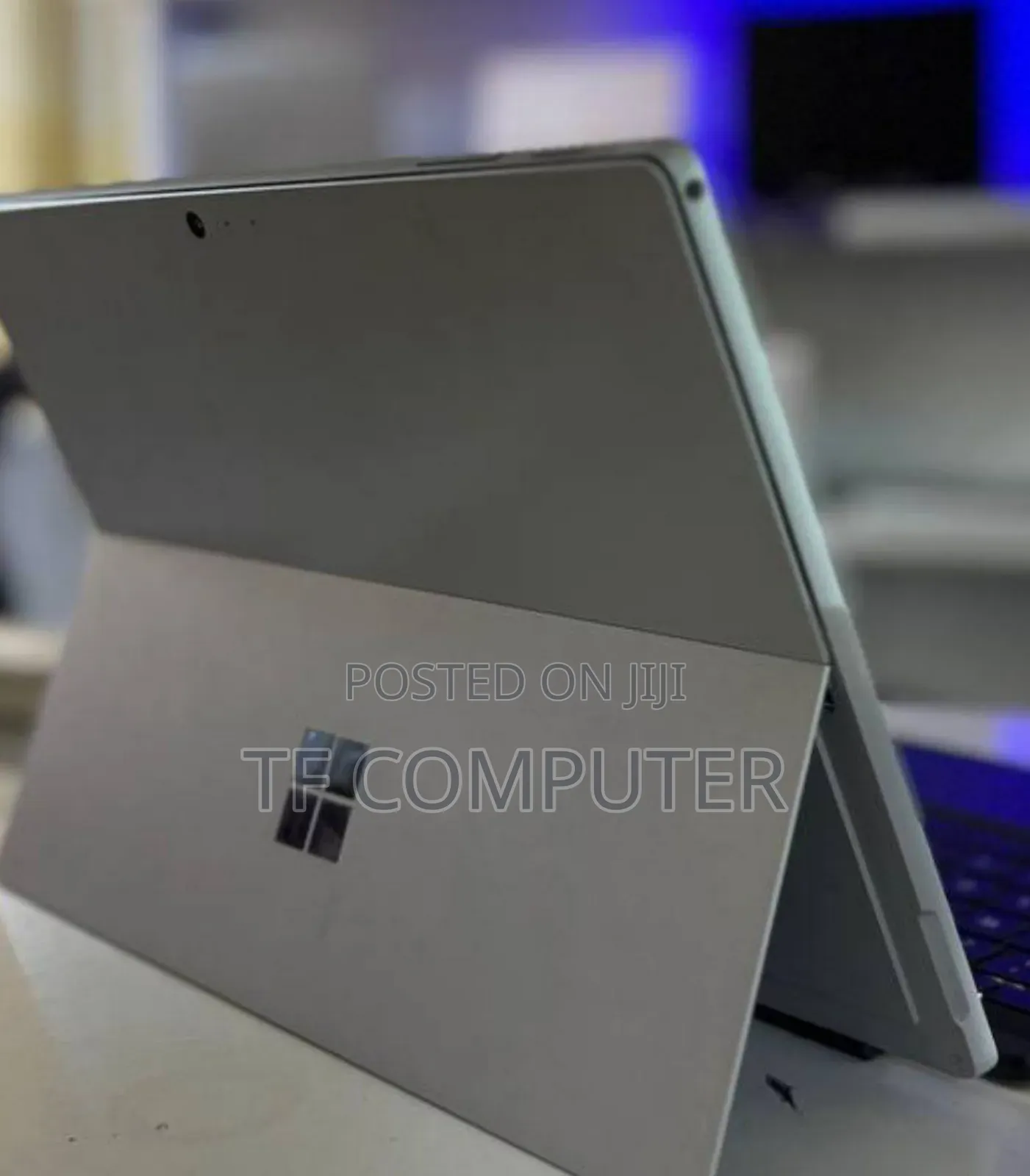 New Laptop Microsoft Surface 8GB Intel Core I5 SSD 256GB