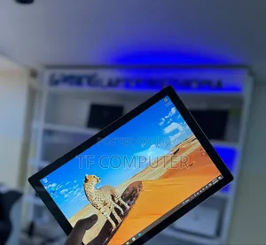 New Laptop Microsoft Surface 8GB Intel Core I5 SSD 256GB