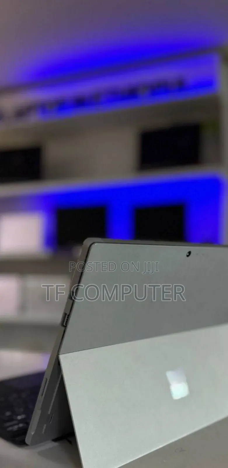 New Laptop Microsoft Surface 8GB Intel Core I5 SSD 256GB