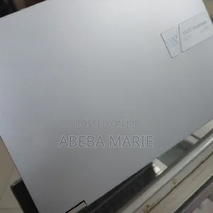 New Laptop Asus VivoBook 15 X505BA 16GB AMD Ryzen 7 SSD 512GB