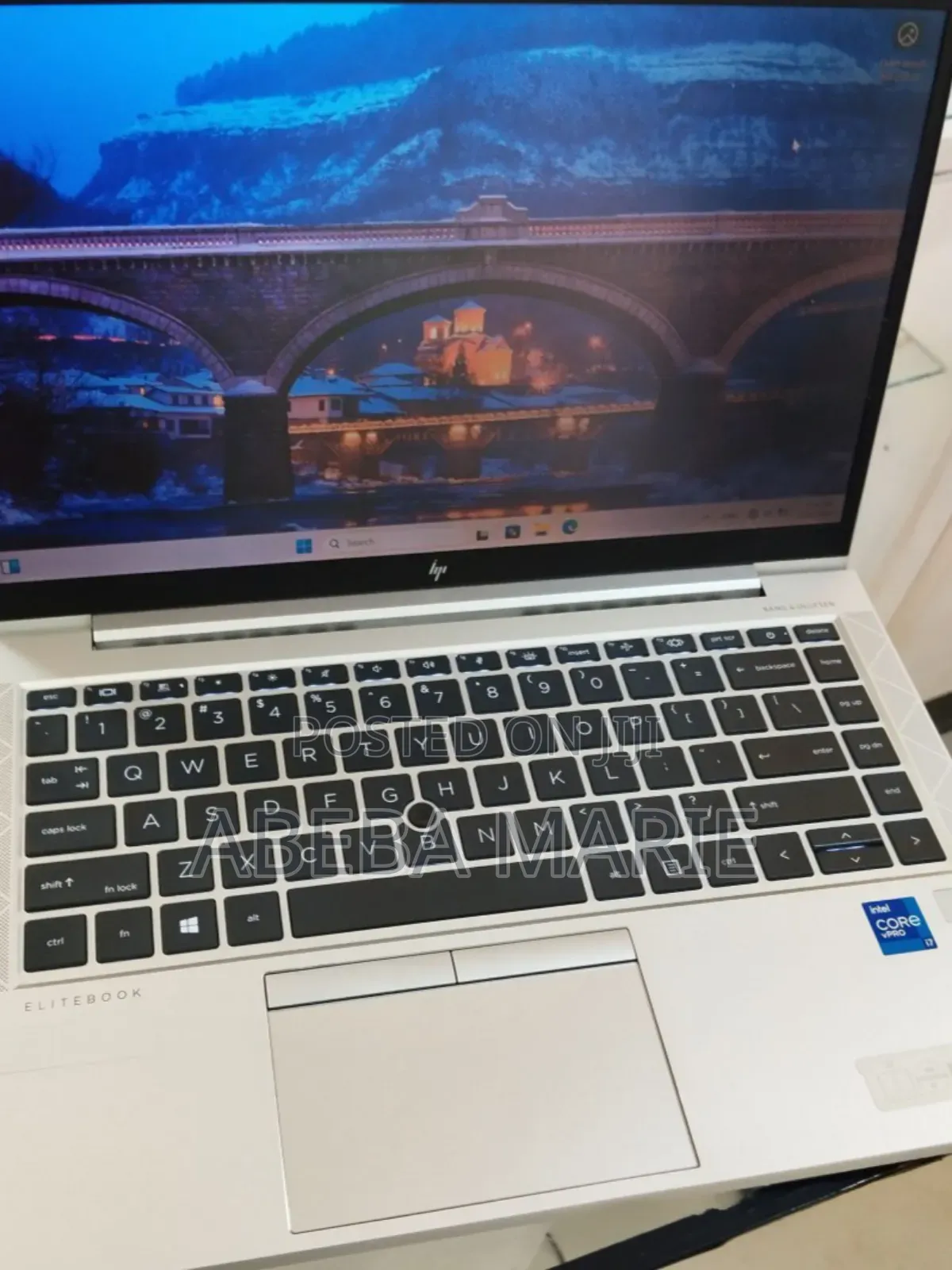 New Laptop HP EliteBook 840 G8 16GB Intel Core I7 SSD 512GB