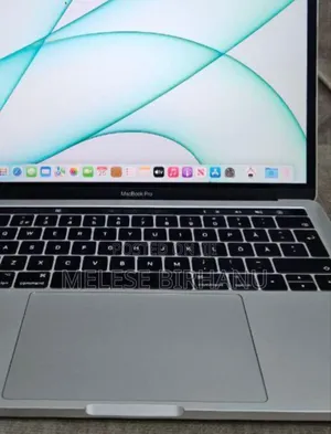 New Laptop Apple MacBook Pro 2020 16GB Intel Core I5 SSD 1T
