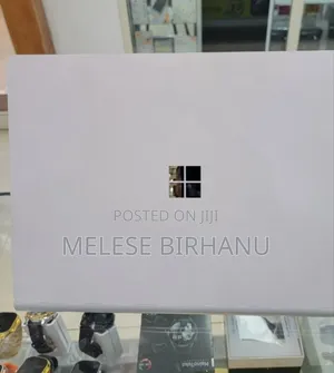 New Laptop Microsoft Surface 16GB Intel Core I7 SSD 256GB