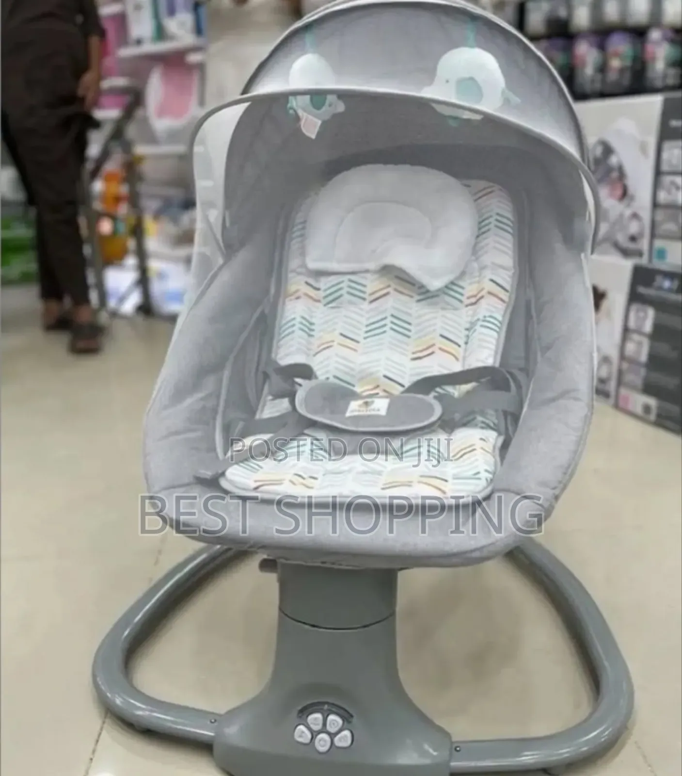 Mastela 3 in 1 Multifunctional Bassinet Swing Napper Swing