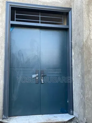 Luxury የብረት በሮች