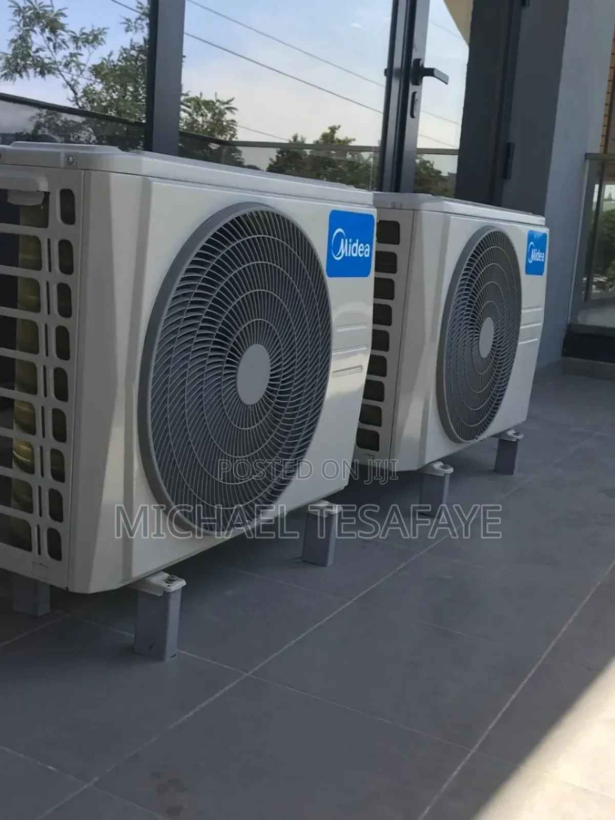 Midea Air Condition
18but