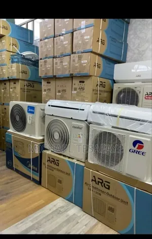 Photo - Gree Split 12but Air Cond Tioner Outdoor Unit