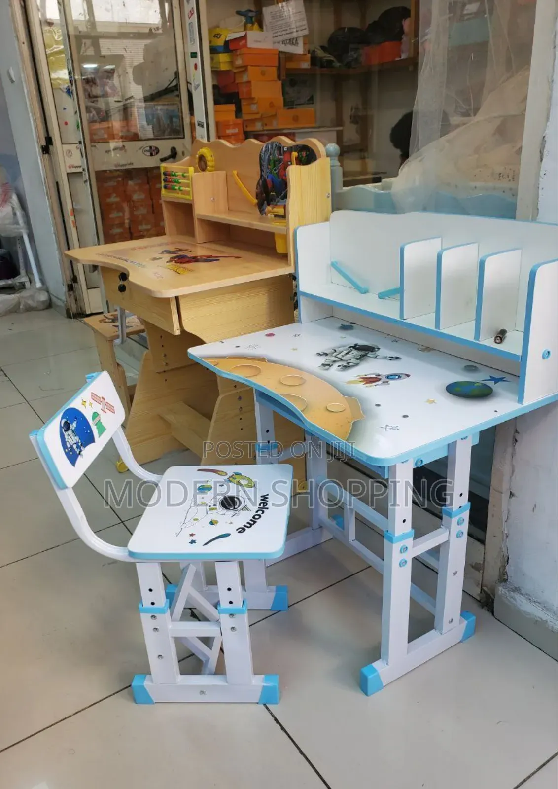 Fun Interactive Kids Study Desk With Storage Abacus