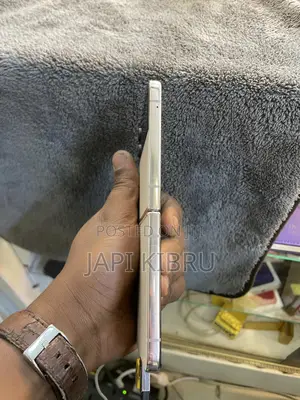 New Samsung Galaxy Z Flip4 256 GB