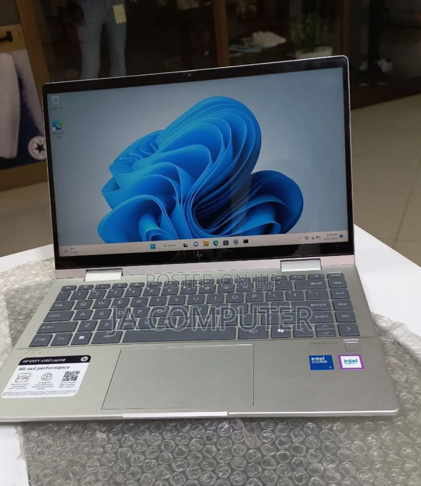 New Laptop HP Envy X360 16GB Intel Core Ultra 7 SSD 512GB