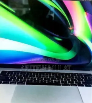 New Laptop Apple MacBook Pro 2019 16GB Intel Core I7 SSD 512GB