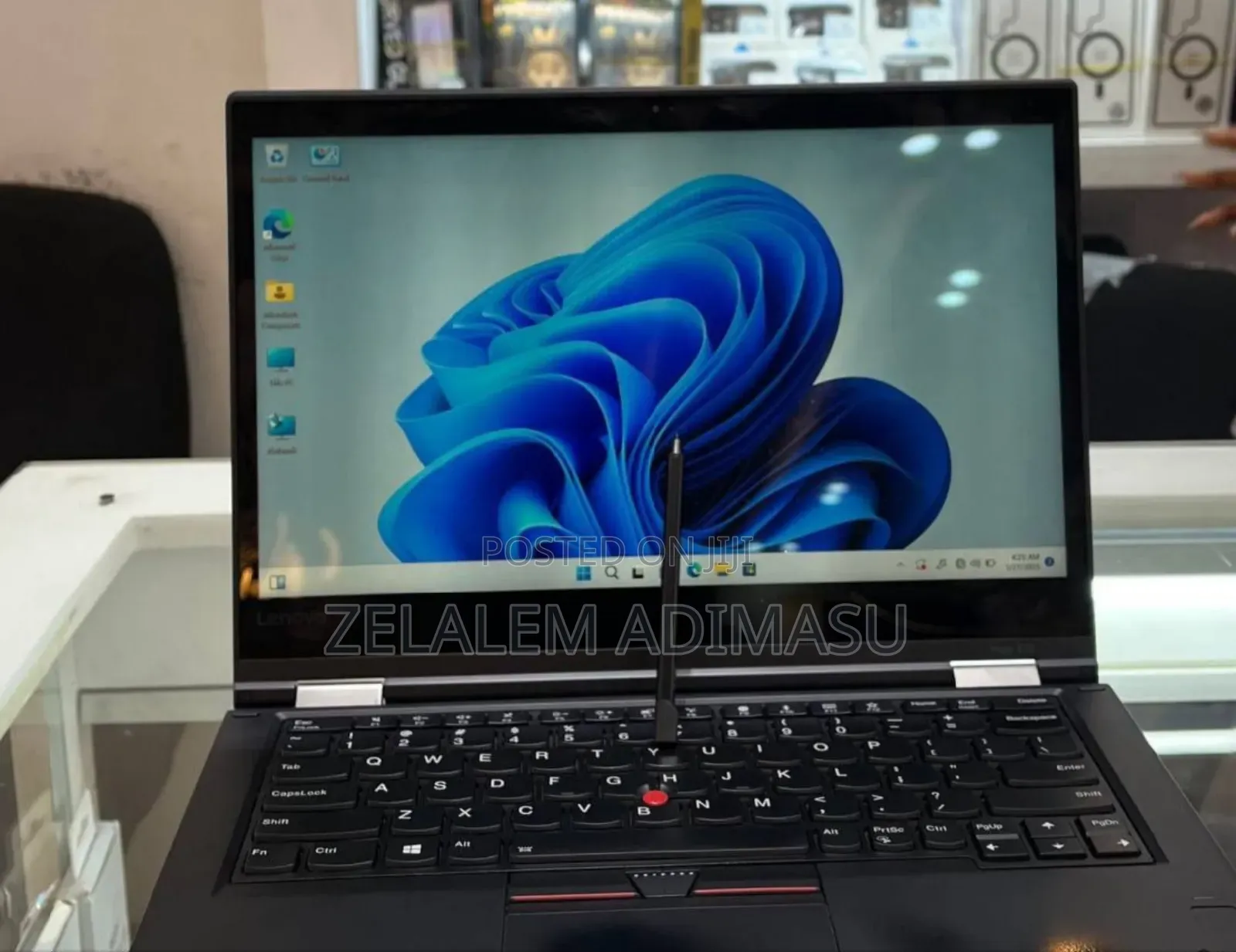 New Laptop Lenovo ThinkPad Yoga 370 16GB Intel Core I5 SSD 256GB