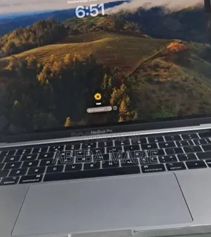 New Laptop Apple MacBook Pro 2019 16GB Intel Core I7 SSD 512GB