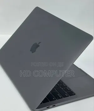 New Laptop Apple MacBook Pro 2019 8GB Intel Core I5 SSD 128GB