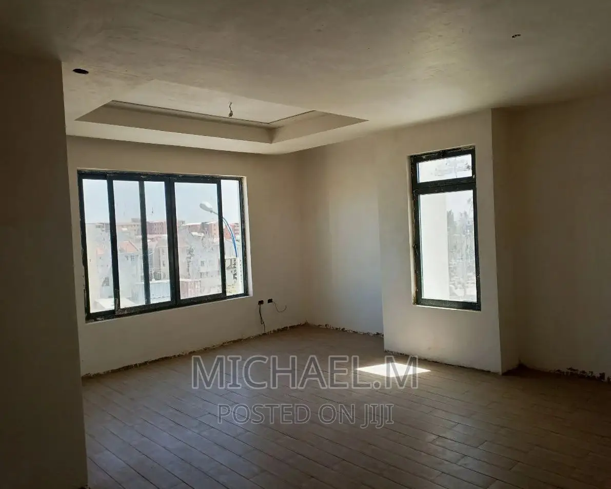 3bdrm Apartment in Soresa Realestate, Bole for sale