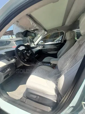 New Honda e:NS1 2023 Ivory