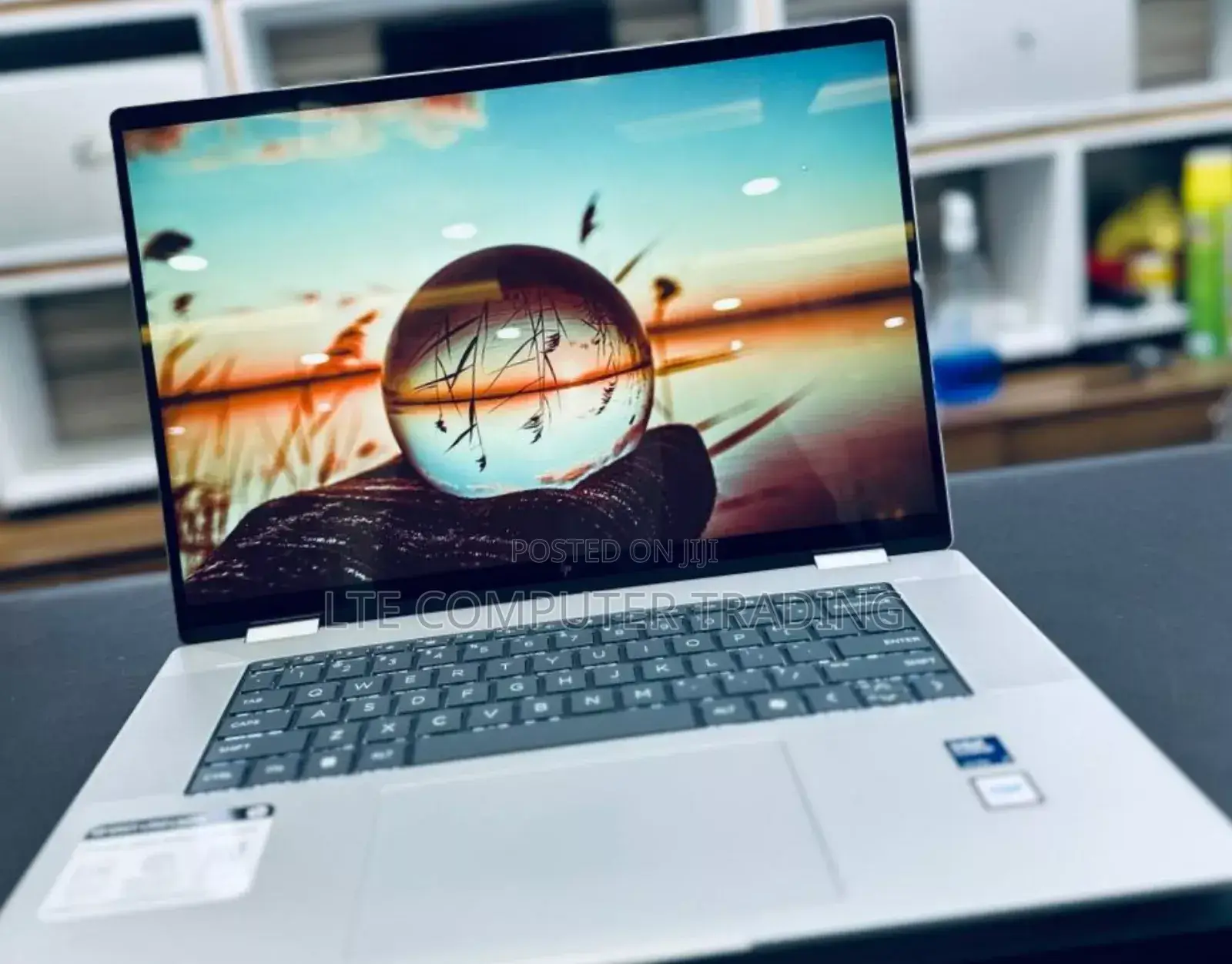 New Laptop HP Envy X360 16GB Intel Core i7 SSD 1T