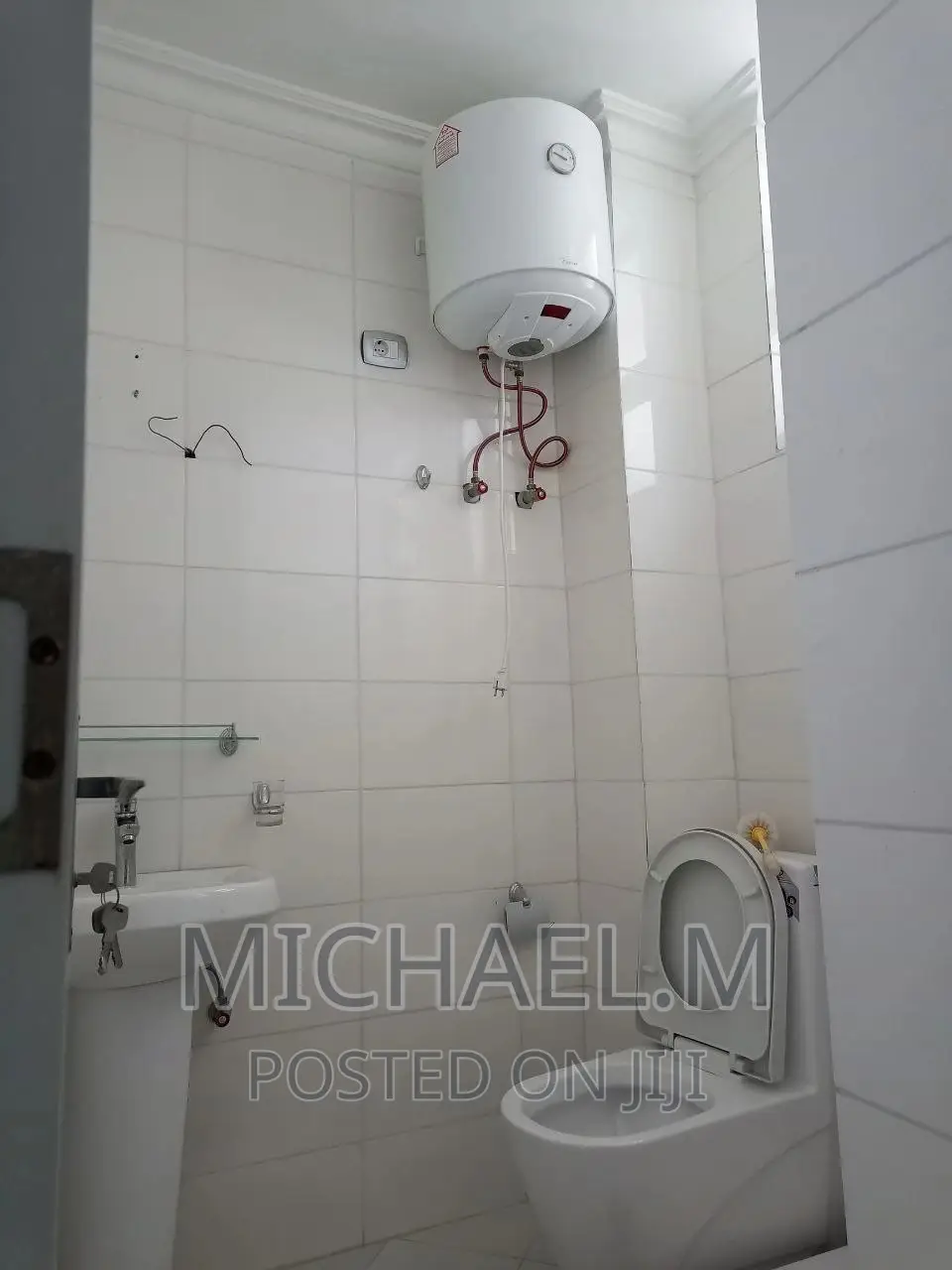 Furnished 3bdrm Apartment in Siket, Arada for Sale