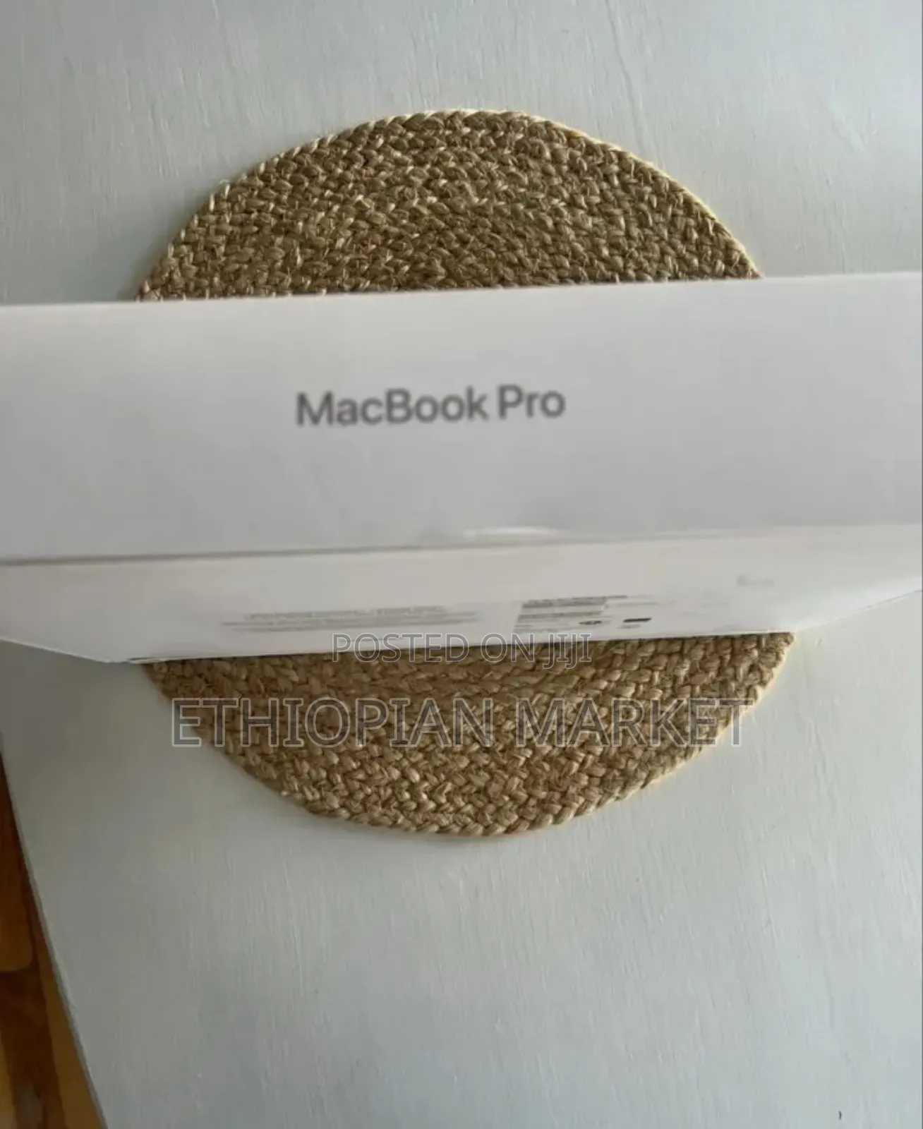 New Apple MacBook Pro 2024 M4 14-Inch 24GB Apple M4 Pro SSD 500GB