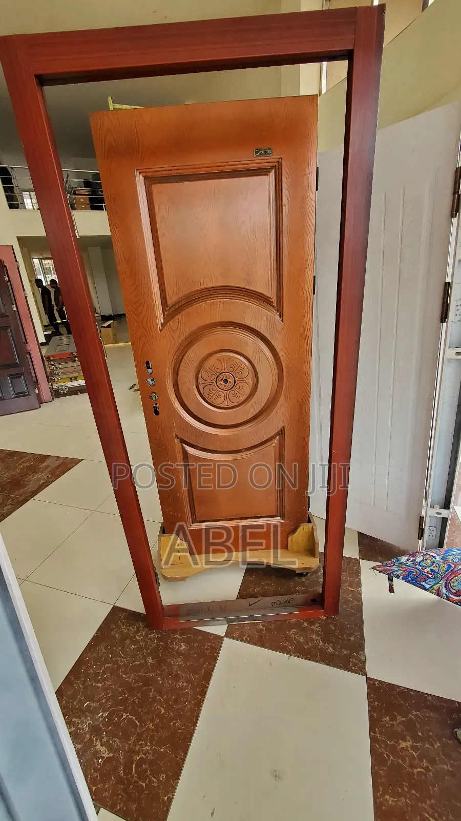 Victor Doors and Mona Pawer