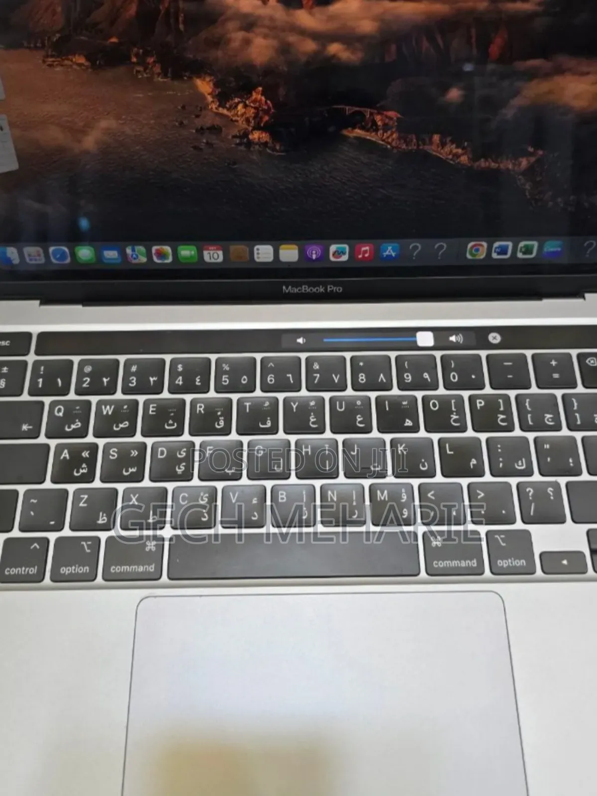 New Laptop Apple MacBook Pro 2022 M2 16GB Apple M2 SSD 512GB