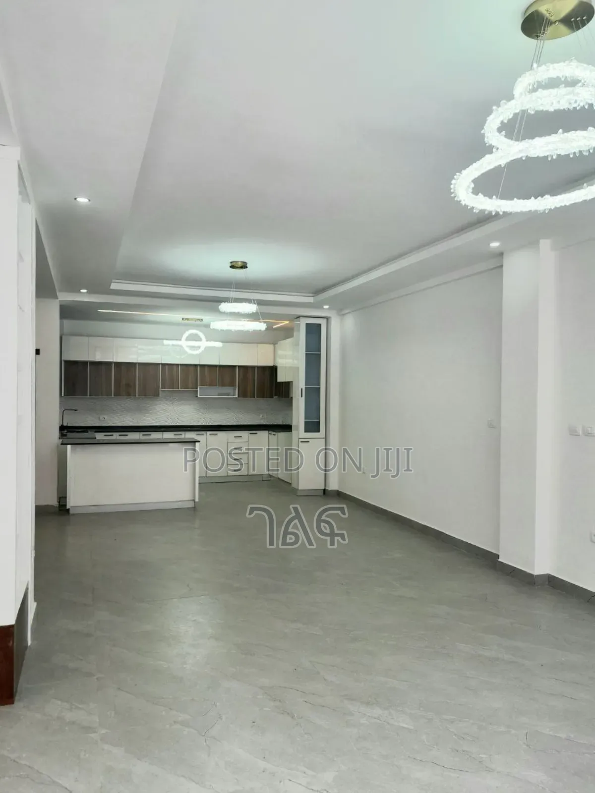 Furnished 7bdrm House in አያት በጥራት የተሰራ 225 ካሬ, Bole for sale