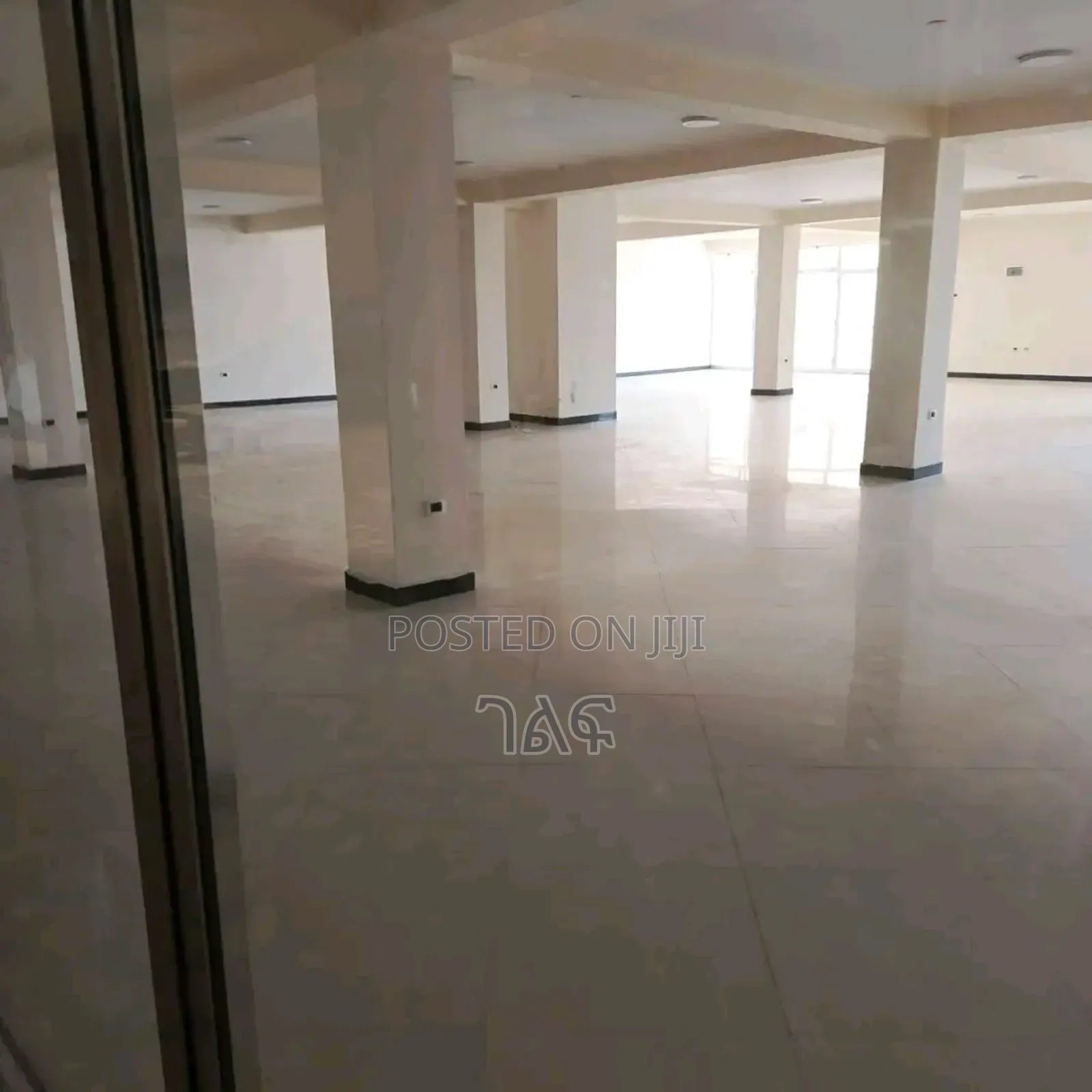 የንግድ ሱቆች ሽያጭ ለሬስቶራን፤ለካፌ ለቢሮ ፤ለሱቅ የሚሆኑ ከ17ካሬ ጀምሮ እስከ 200 ካሬ