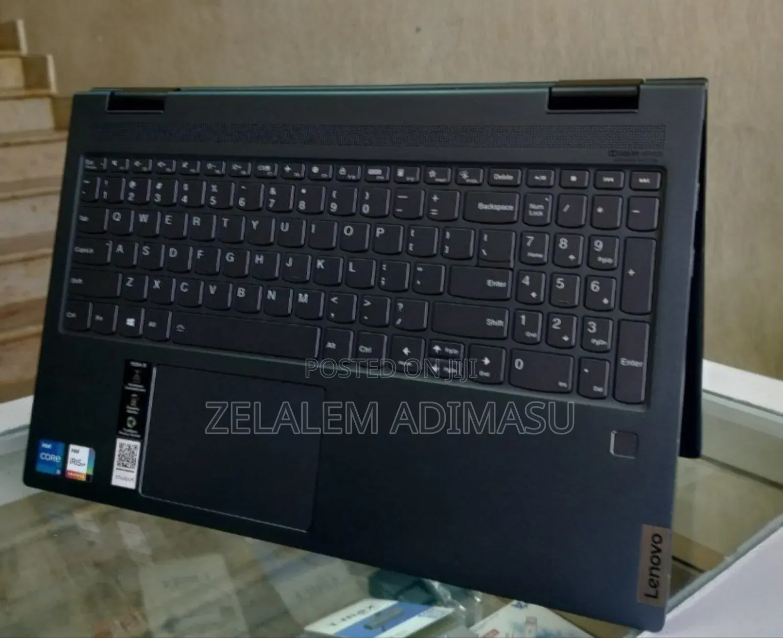 New Laptop Lenovo Yoga 7i 8GB Intel Core I5 SSD 256GB