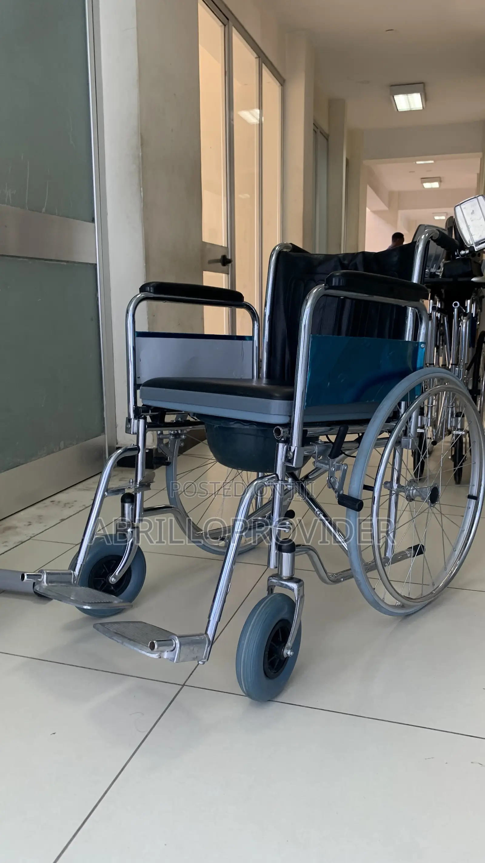 Toilet Wheelchair1wheelchair5wheelchair8wheelchair2wheel