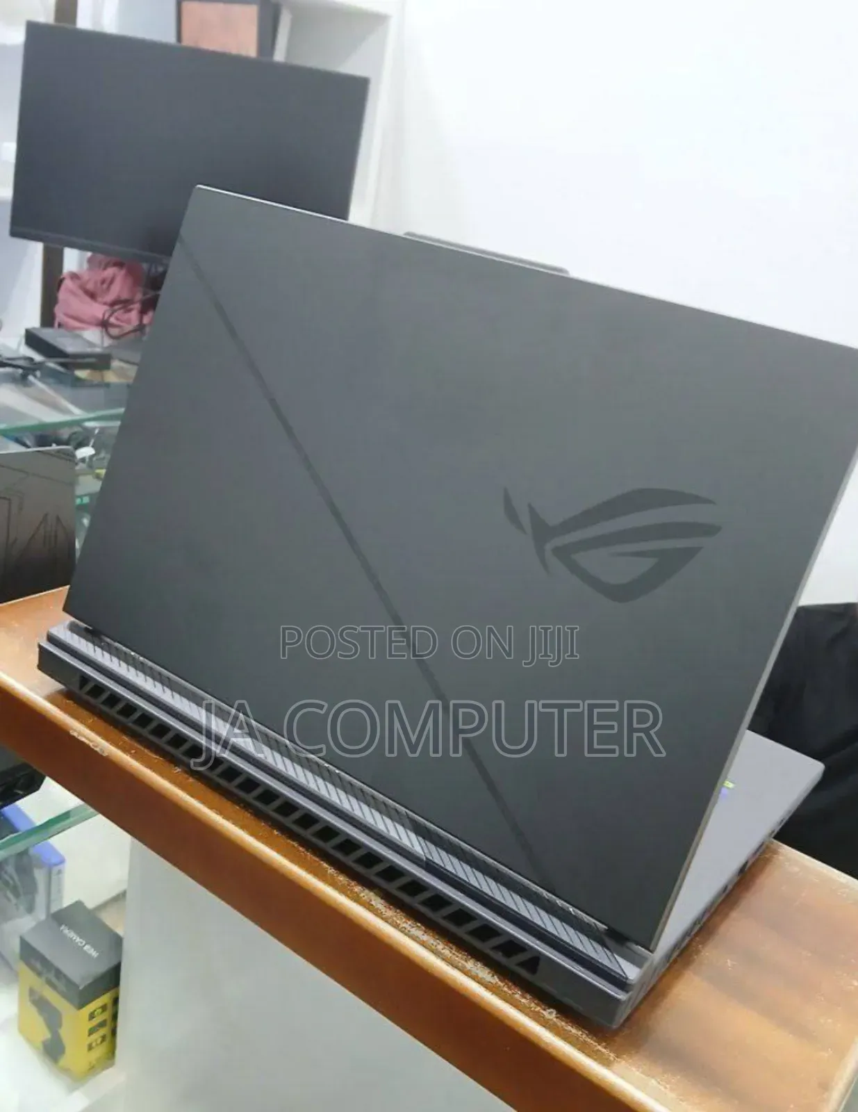 New Laptop Asus ROG Strix G15 32GB Intel Core I9 SSD 1T