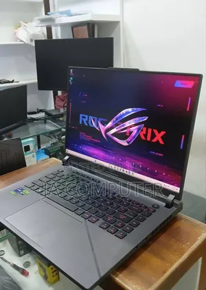 New Laptop Asus ROG Strix G15 32GB Intel Core I9 SSD 1T