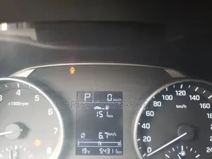 Hyundai Avante 2016 Silver