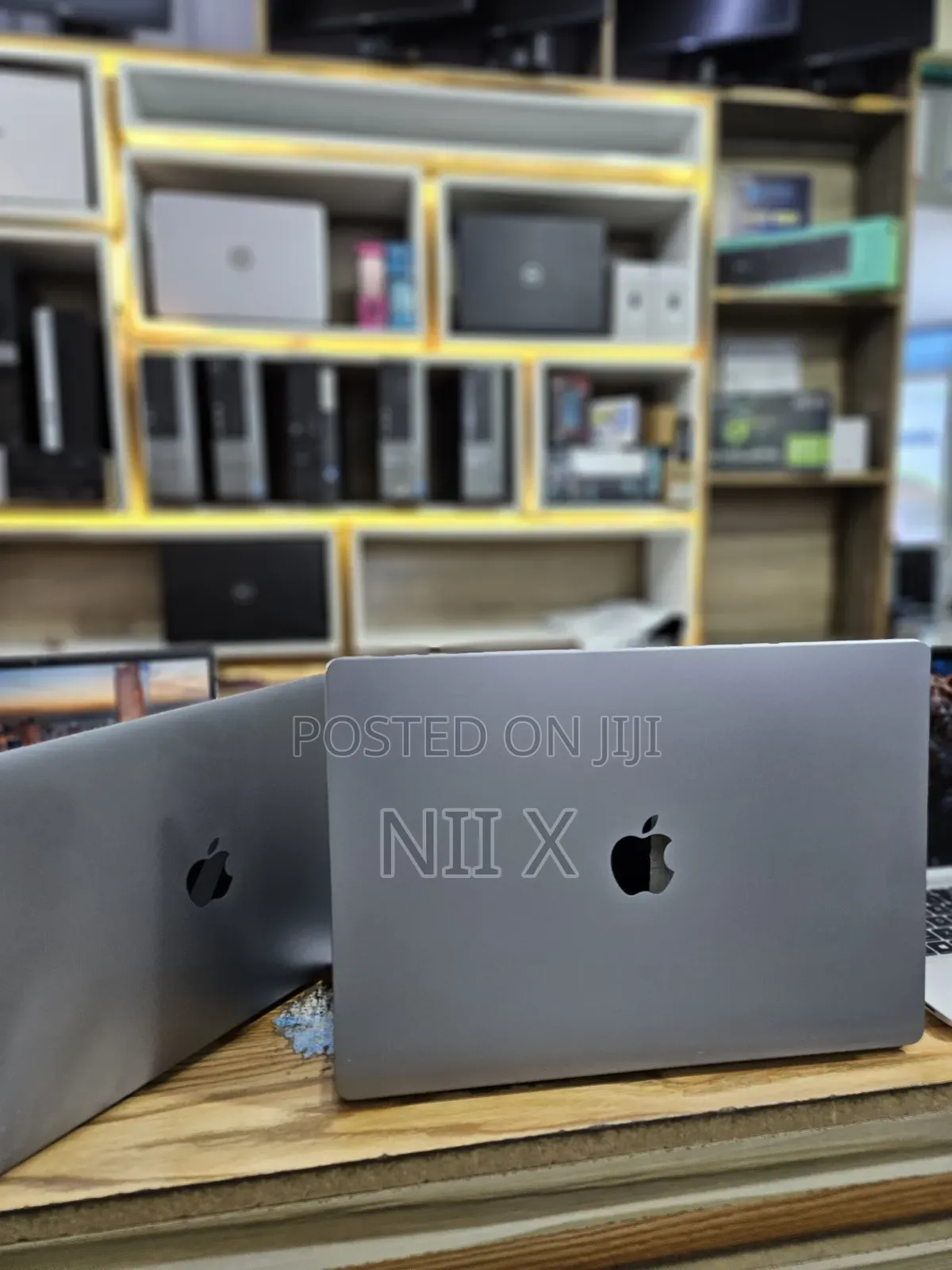 Laptop Apple MacBook Pro 2021 M1 16GB Apple M1 Pro SSD 1T