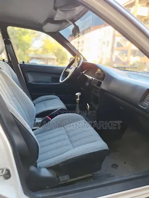 Toyota Corolla 1992 White