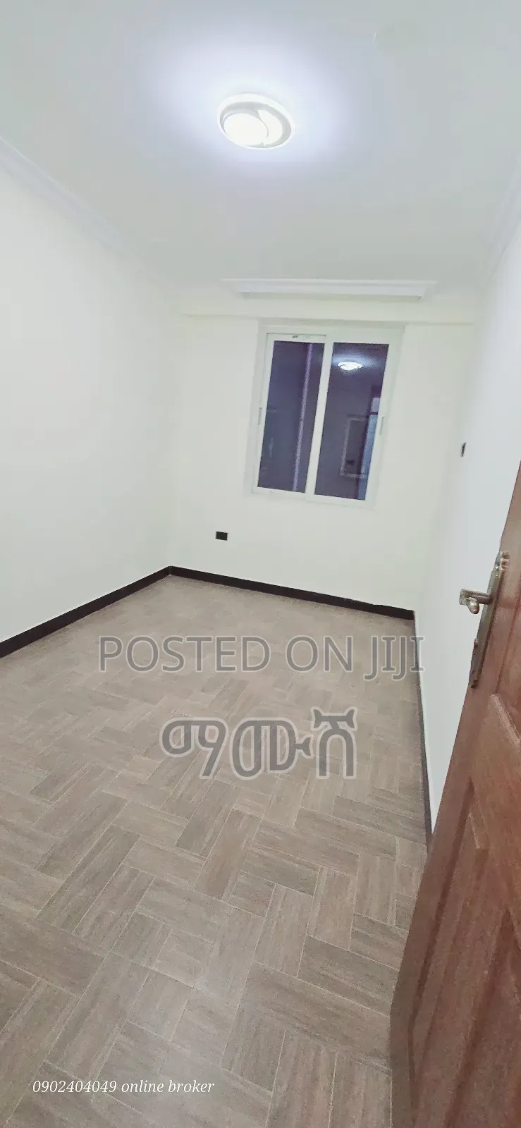 Furnished 2bdrm Condo in አስፋልት ዳር ላይ, Bole for sale