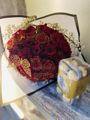 Photo - Yaho Flower and Chocolate Gift