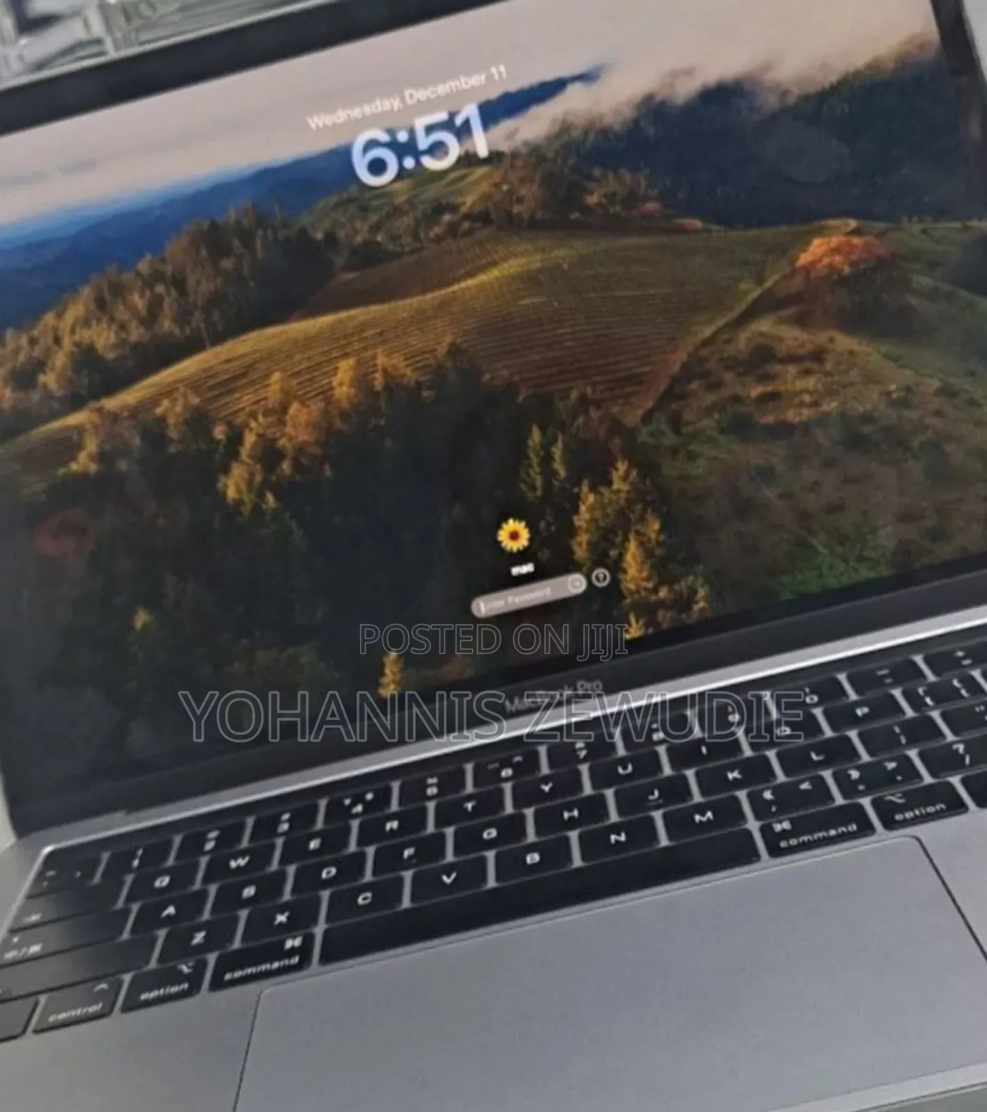 New Laptop Apple MacBook Pro 2019 16GB Intel Core I7 SSD 512GB