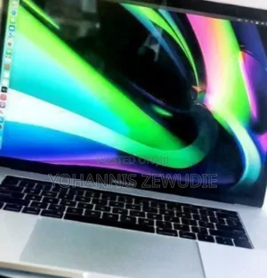 New Laptop Apple MacBook Pro 2019 16GB Intel Core I7 SSD 512GB