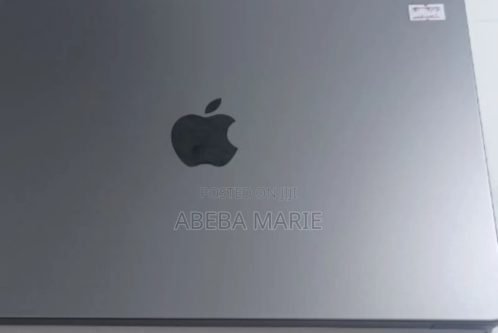 New Laptop Apple MacBook Pro 2022 M2 16GB Apple M2 SSD 512GB