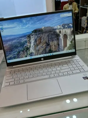 New Laptop HP Pavilion 15 16GB AMD Ryzen 5 SSD 512GB