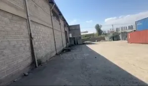 Photo - አስቸካይ የሚሸጥ መጋዘን