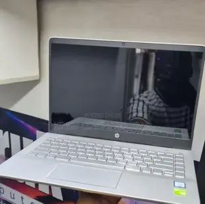 New Laptop HP Pavilion 14 8GB Intel Core I5 SSD 256GB