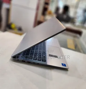 New Laptop Lenovo Ideapad 3 8GB Intel Core I7 SSD 512GB