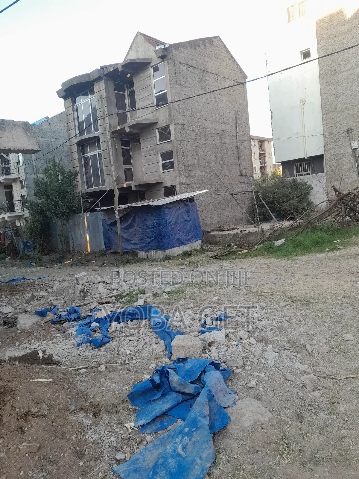 Furnished 5bdrm House in Akaky Kaliti for sale