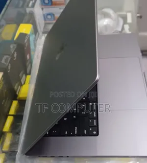 New Laptop Apple MacBook Pro 2021 M1 16GB Apple M1 Pro SSD 512GB