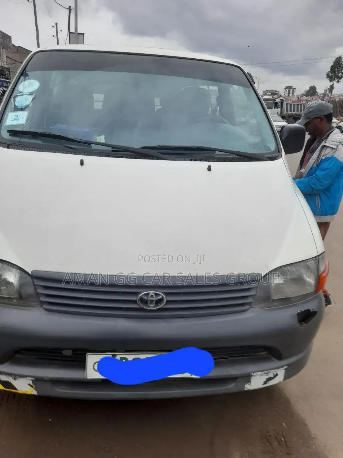 Toyota HiAce 2006 White